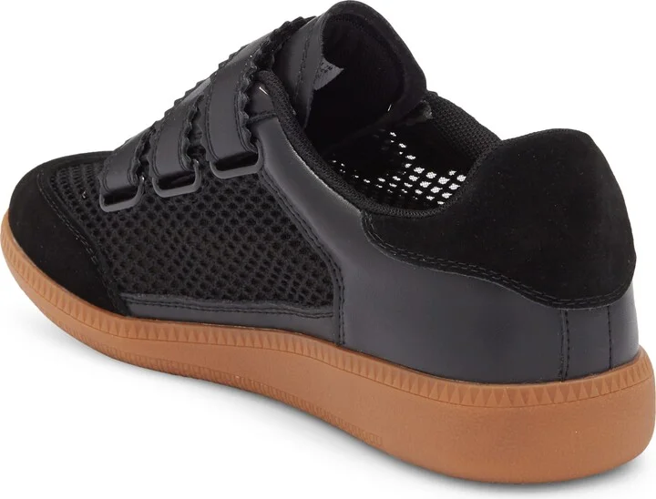 Momentum Sneaker - Image 2