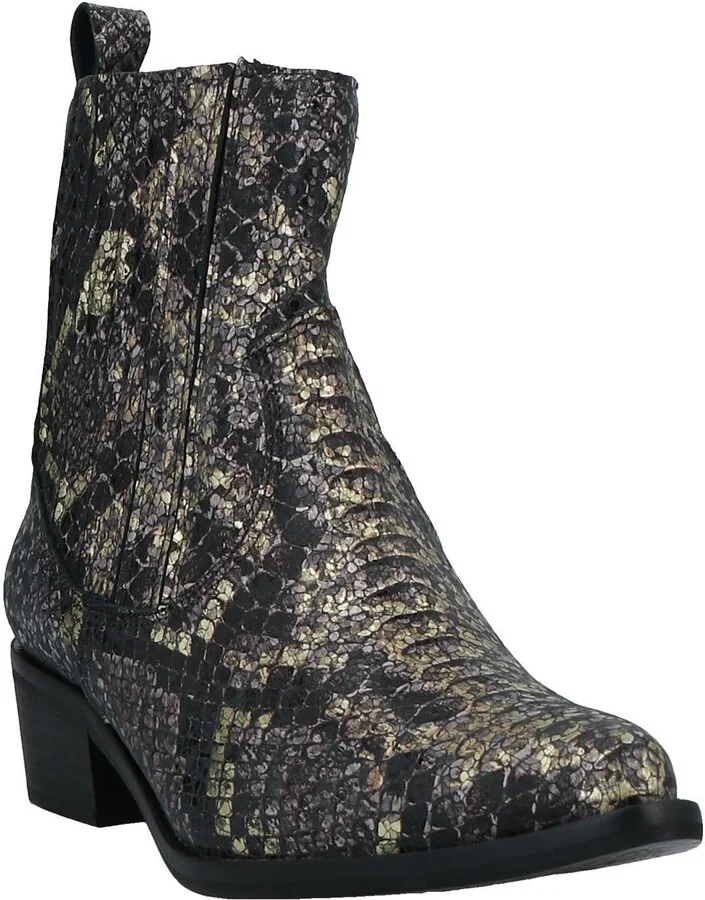 Momoní Woman Ankle boots - Image 4