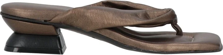 Momoní Woman Thong sandal - Image 3
