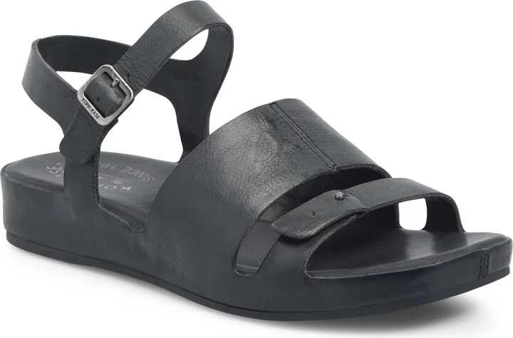 Mona Sandal