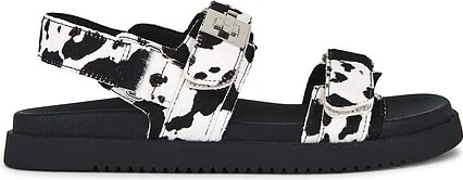 Mona Sandal