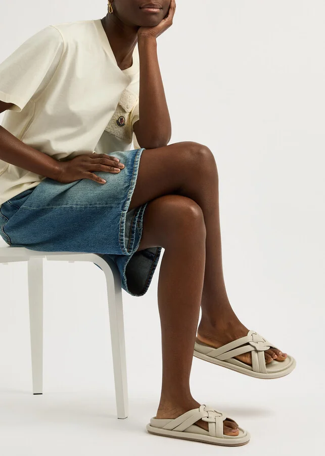 Moncler Bell Woven Leather Sliders - Image 5