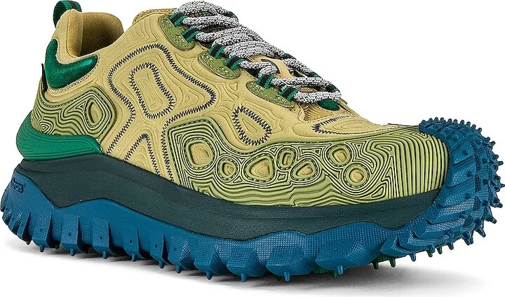 Moncler Genius Moncler x Salehe Bembury Trailgrip Grain Low Top Sneakers in Green - Image 2
