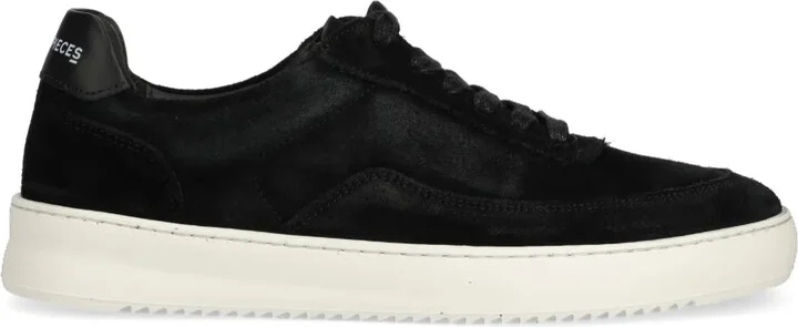 Mondo sneakers