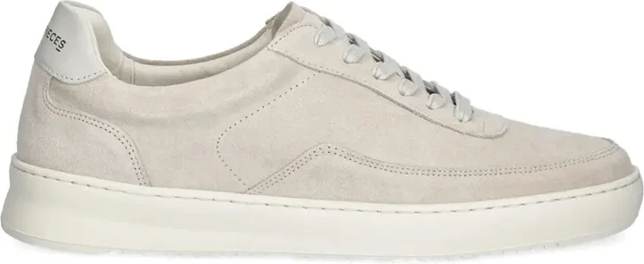 Mondo sneakers