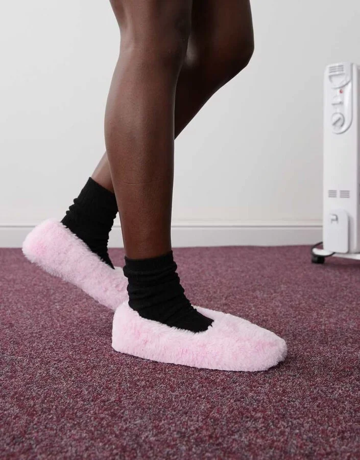 Monki ballerina super soft slippers in light pink - Image 4