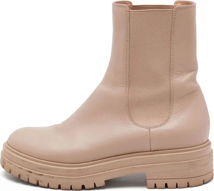 Montey chunky sole Chelsea boots
