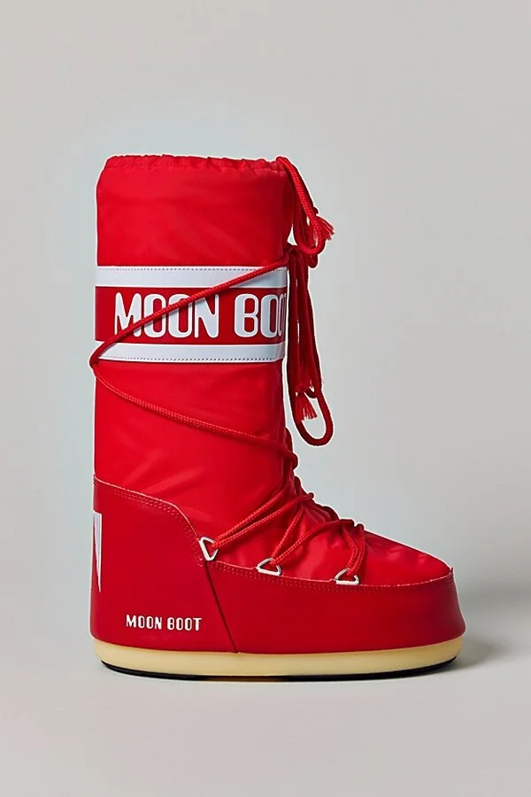 Moon Boot Icon Nylon Boot in Black - Image 4