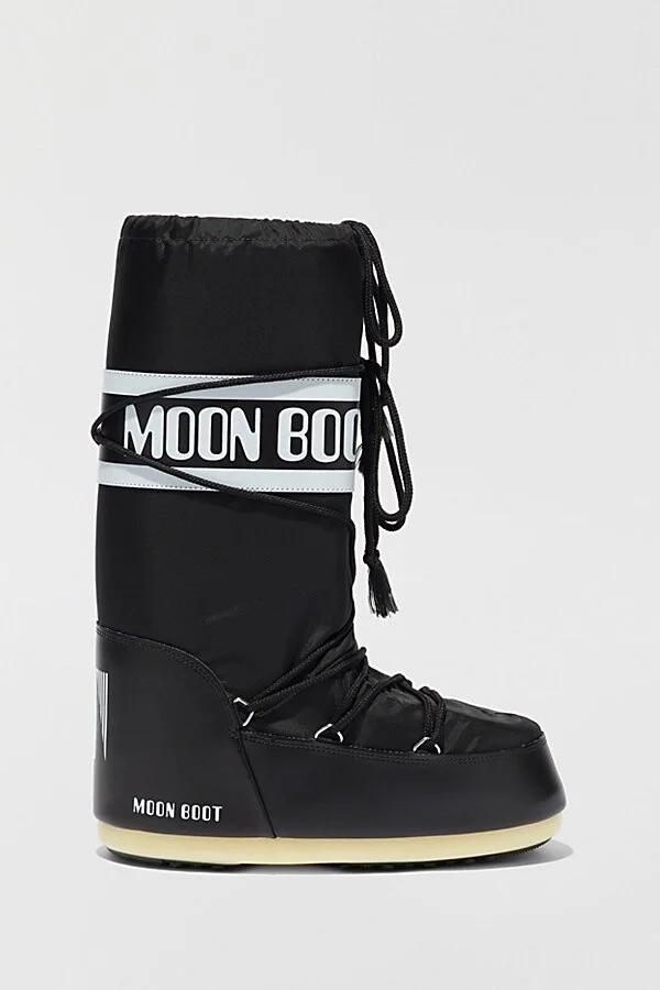 Moon Boot Icon Nylon Boot in Black