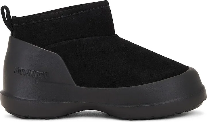 MOON BOOT Luna Low Suede Boot in Black