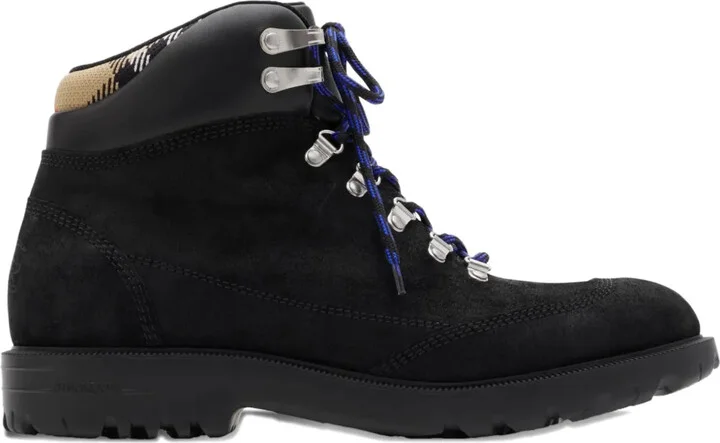 Moor suede hiking boots