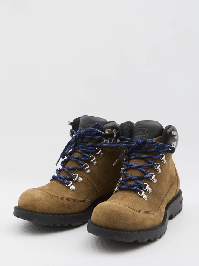 Moor Trekking Boots - Image 2