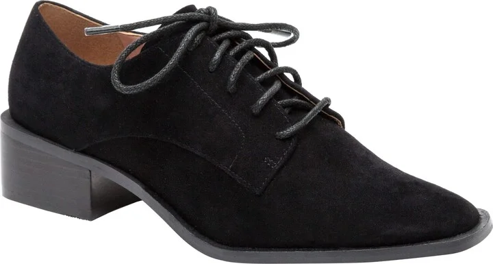 Moritz Lace-Up Pump
