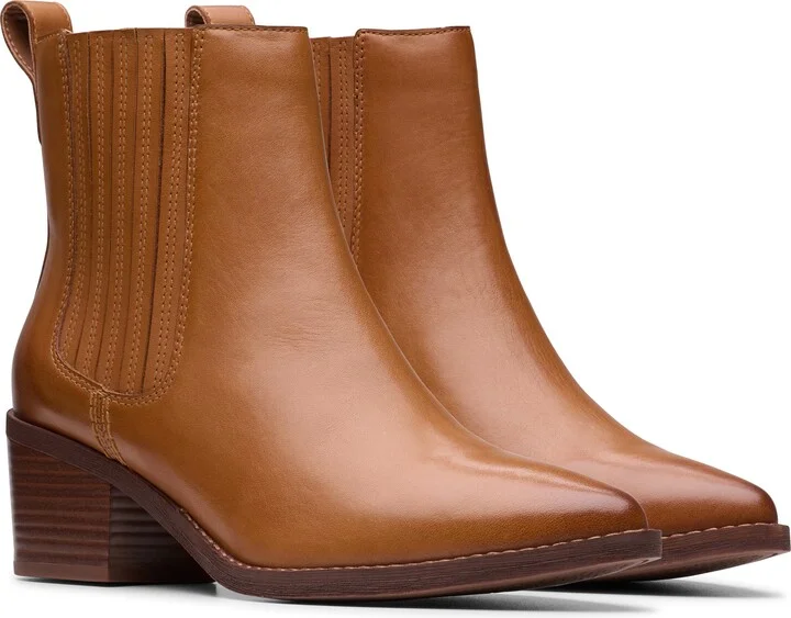 Morzine Top Pointed Toe Chelsea Boot - Image 6