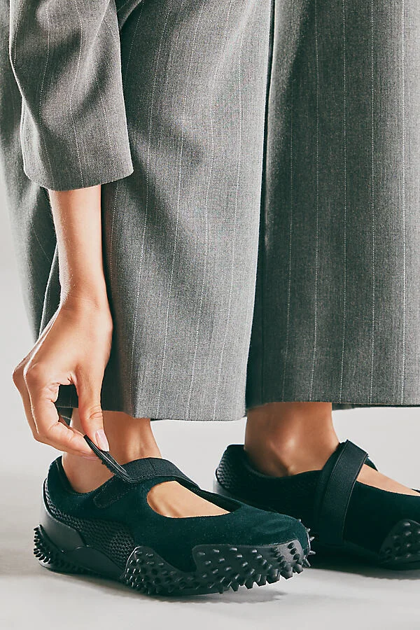 Mostro Fey Sneakers - Image 2