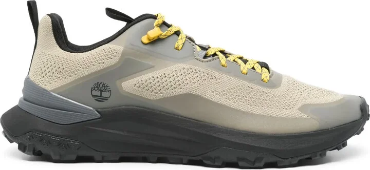 Motion Access sneakers