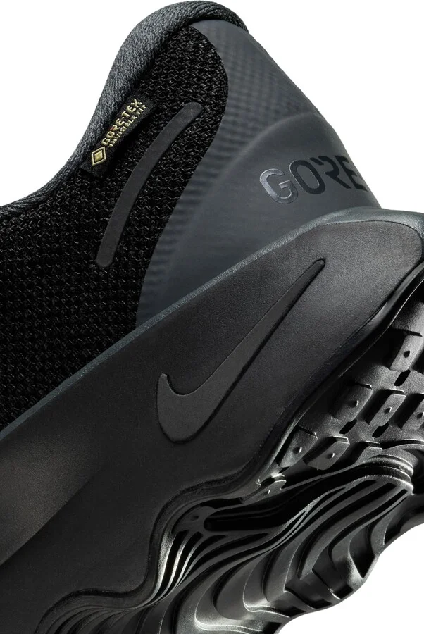 Motiva Gore-Tex® Road Running Shoe - Image 7