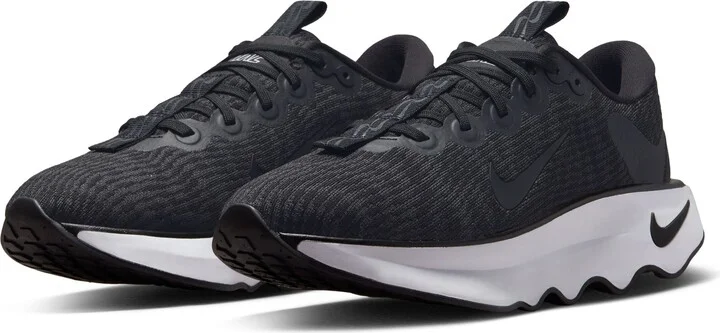 Motiva Road Runner Walking Shoe