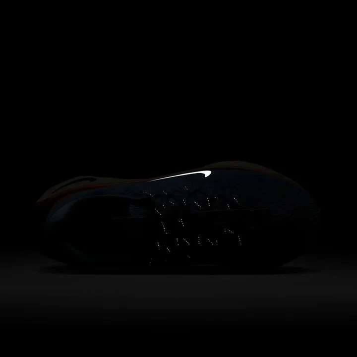 Motiva Walking Shoe - Image 10