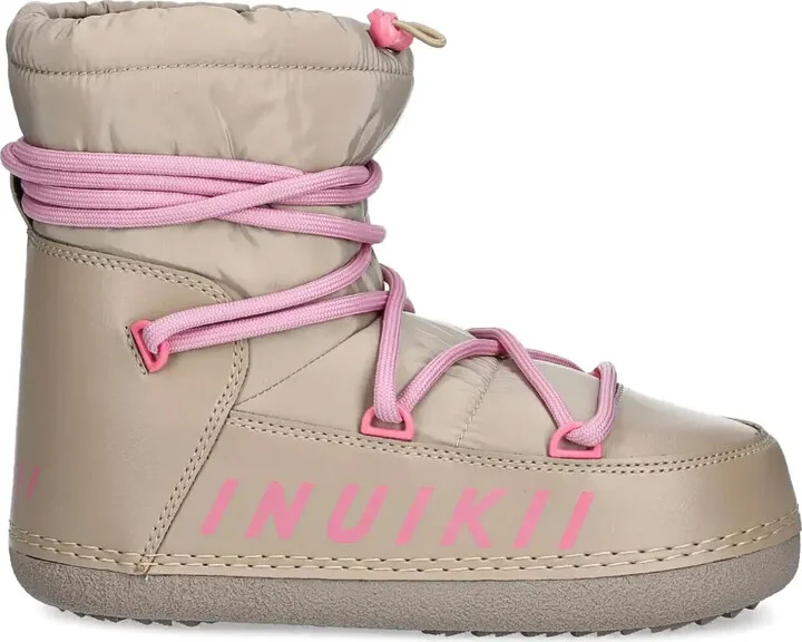 Mountain boots