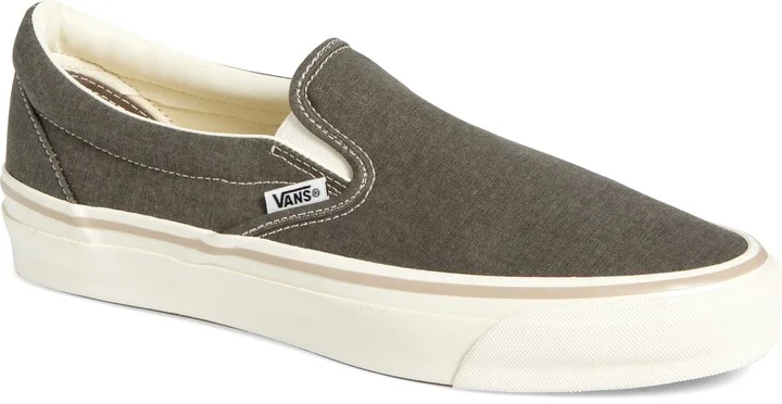 MTE Slip-On Reissue 98 Sneaker