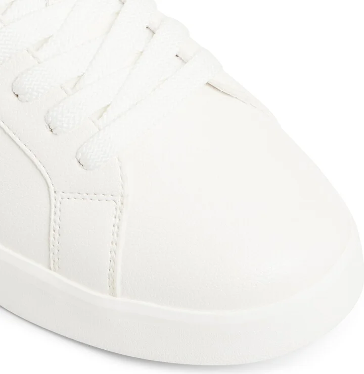 MTL72 Low Top Sneaker - Image 5