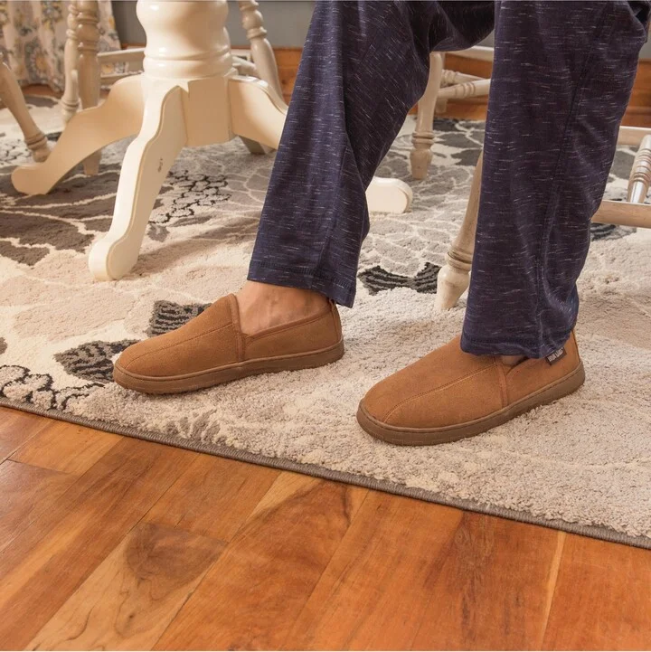 Muk Luks Men's Eric Printed Berber Suede Slip On Slippers - Image 11