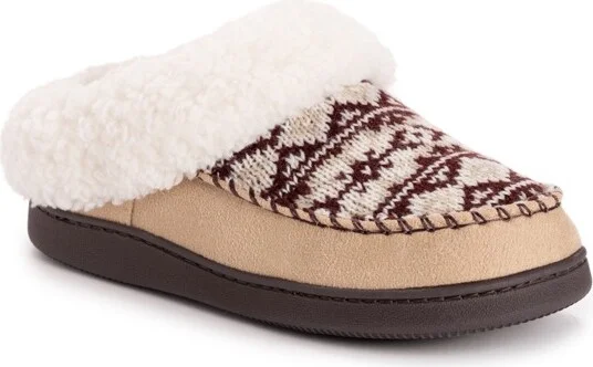 MUK LUKS Women' Minerva Slipper, S, Tan/ Cranberry