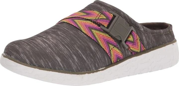 MUK LUKS Women's Boardwalk Promenade Clog