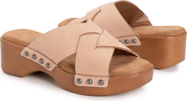 Muk Luks Women's Cadence Sandal - Image 11