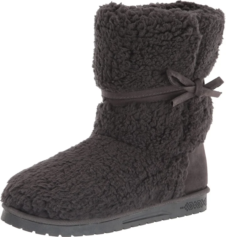 MUK LUKS Women's Clementine Boot