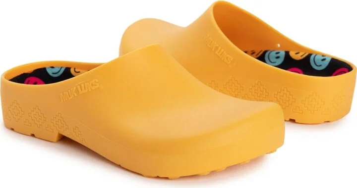 Muk Luks Women's Garden Clog and Glove Set - Image 6