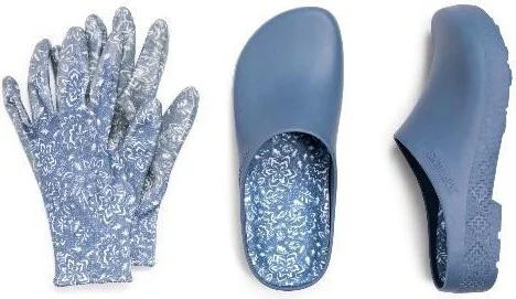 Muk Luks Women's Garden Clog and Glove Set - Image 8