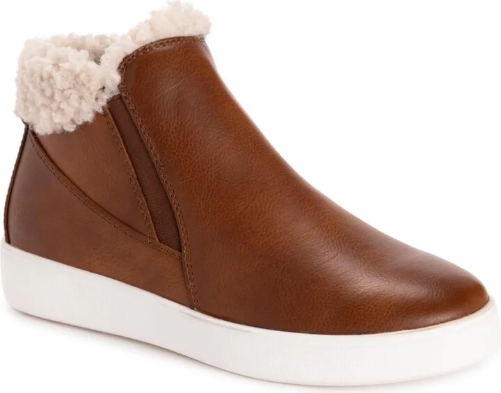 Muk Luks Women's Montana Big Sky Booties