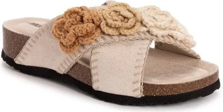 MUK LUKS Womens Penelope Cross Strap Sandal, Stone,