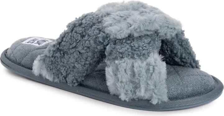 MUK LUKS Women's Perley Criss Cross Slipper