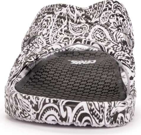 Muk Luks Women's Spa Day Sandal - Image 10