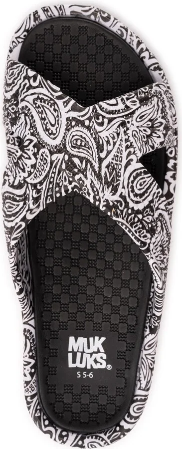 Muk Luks Women's Spa Day Sandal - Image 11