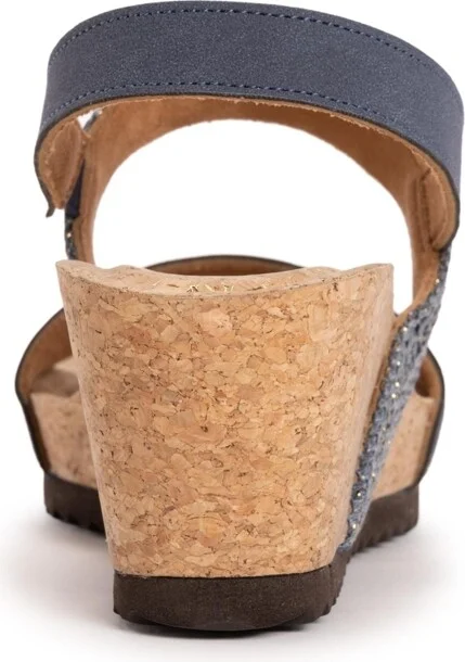 Muk Luks Women's Wendy Wedge Sandal - Image 4