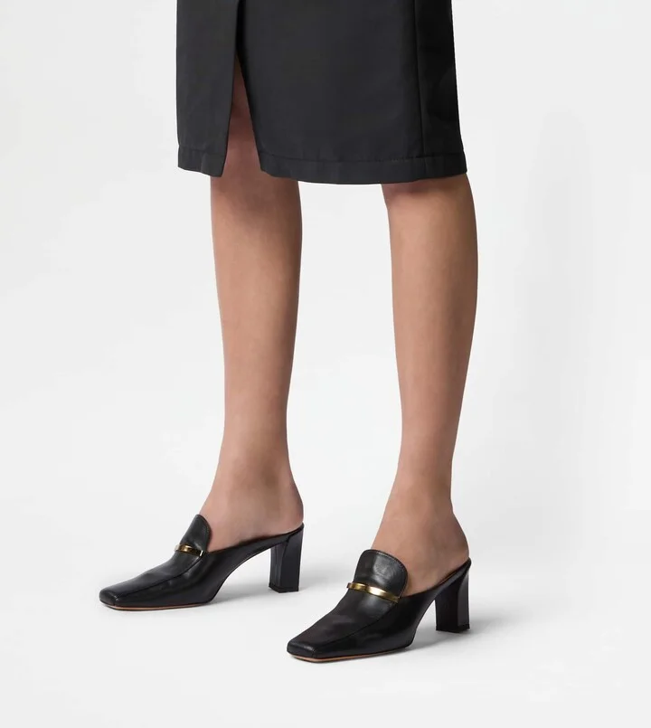 Mules in Leather - Image 7