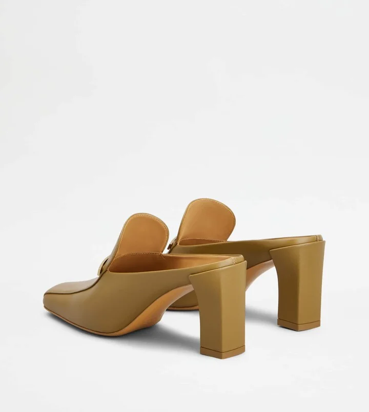 Mules in Leather - Image 3