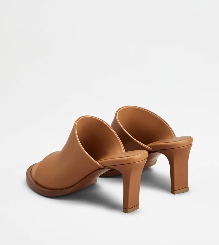 Mules in Leather - Image 3