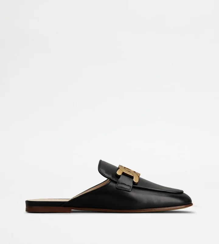 Mules in Leather