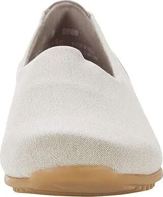 Munro Traveler Women's Slip on Shoes Taupe Stretch Fabric : 5 W (D), Textile - Image 5