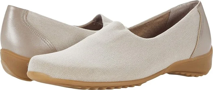Munro Traveler Women's Slip on Shoes Taupe Stretch Fabric : 5 W (D), Textile