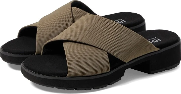 Munro Women's Dekkie Slide Sandal