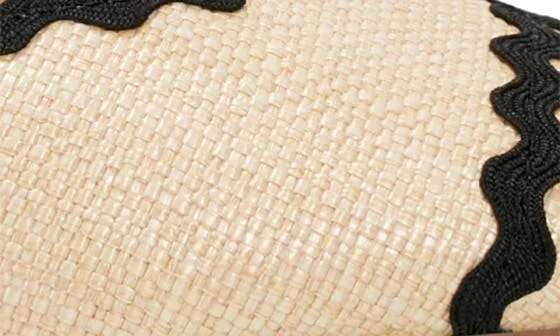 My My Scalloped Kitten Heel Pump - Image 6