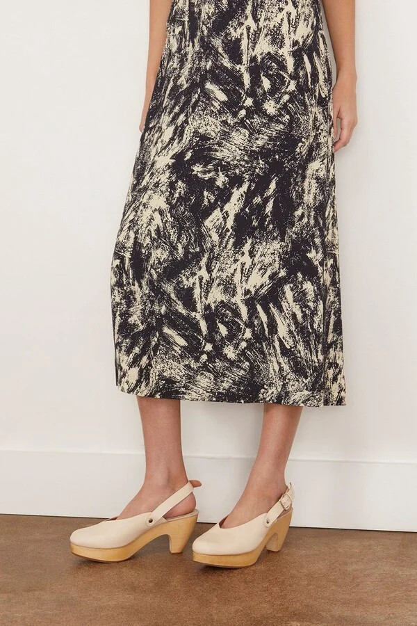 Myst Clog in Champagne - Image 2