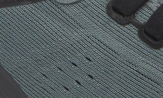 Mythos Blushield Vigore 2 Running Shoe - Image 7