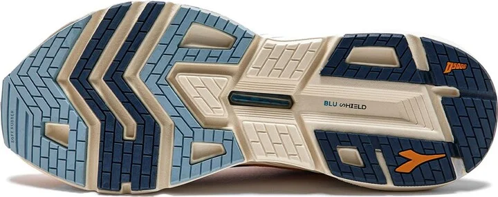 Mythos Blushield Volo 3 Running Shoe - Image 4
